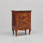1109 7641 CHEST OF DRAWERS